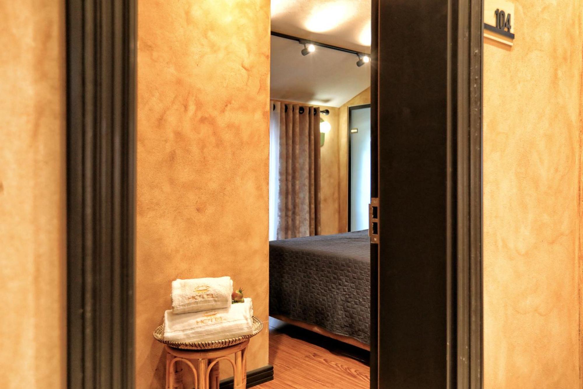 Hotel Labiatan Zogaj  ภายนอก รูปภาพ