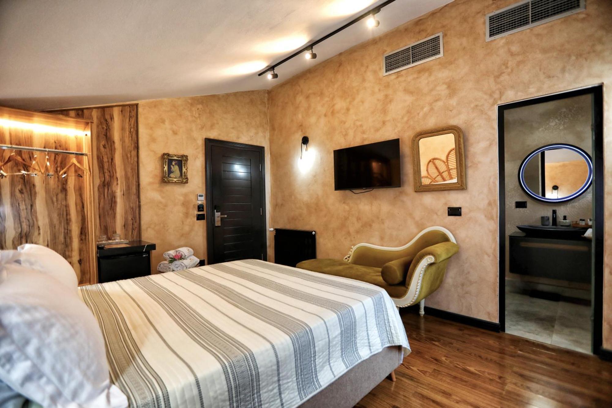 Hotel Labiatan Zogaj  ภายนอก รูปภาพ
