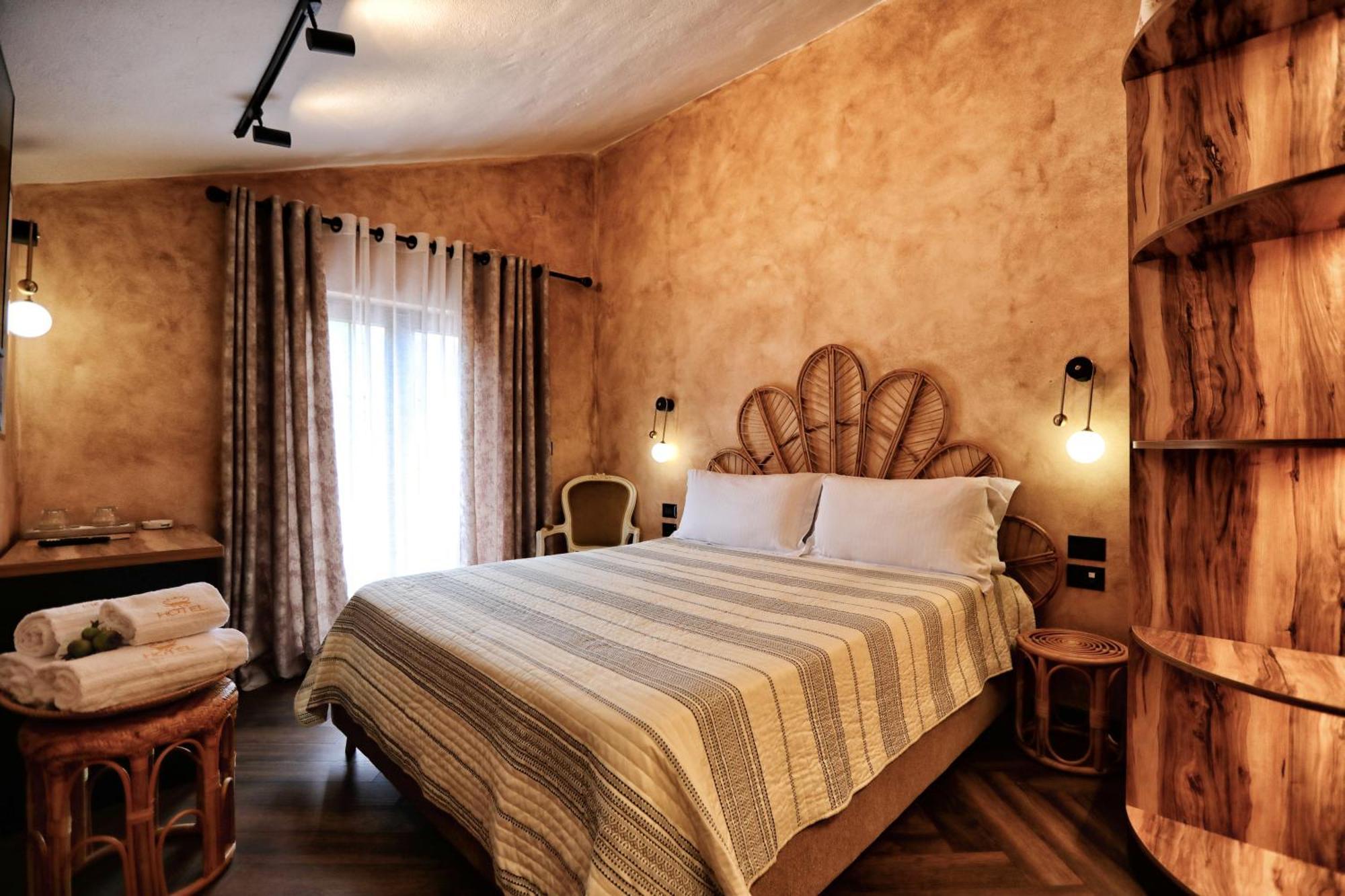 Hotel Labiatan Zogaj  ภายนอก รูปภาพ