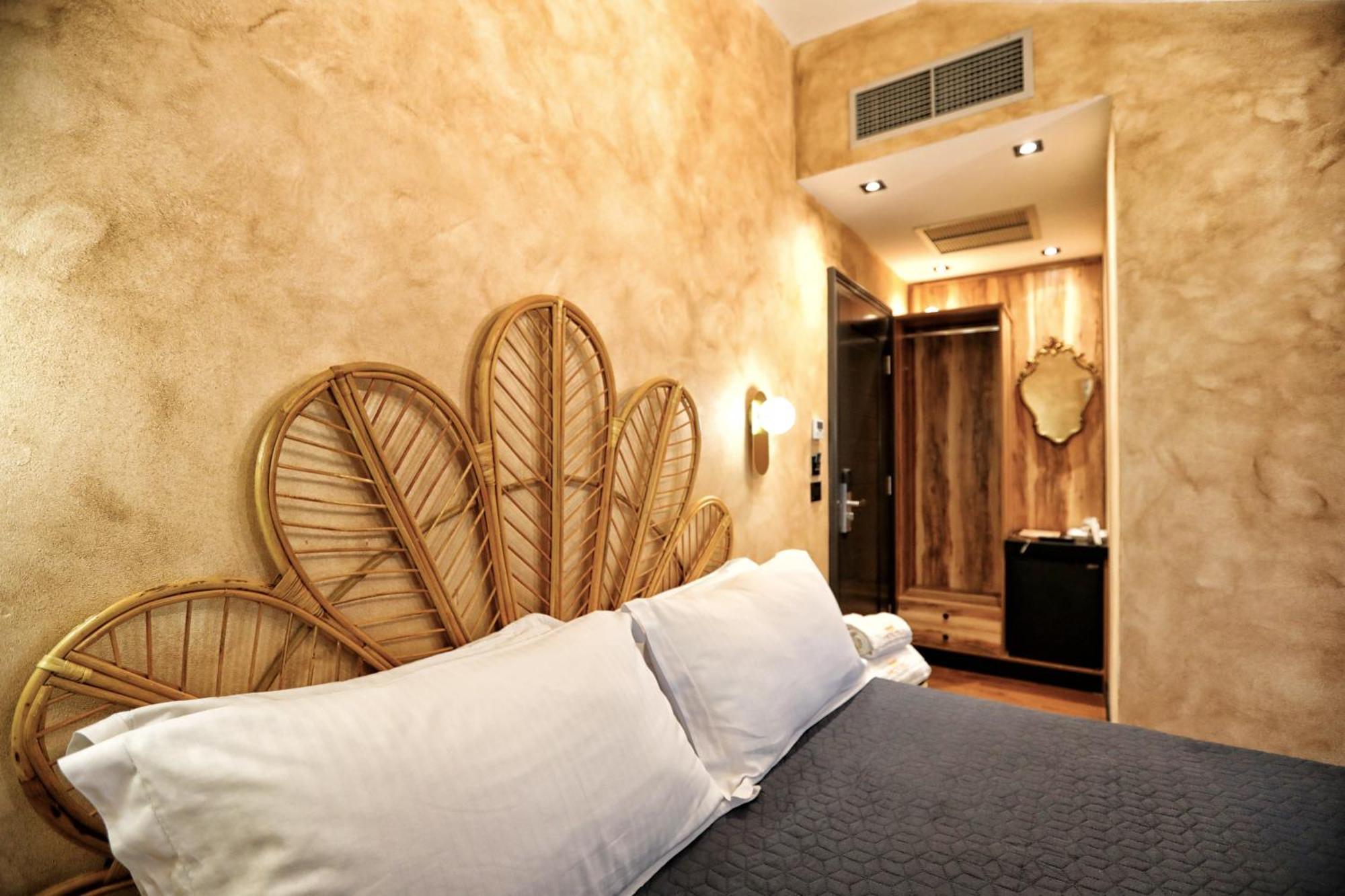 Hotel Labiatan Zogaj  ภายนอก รูปภาพ